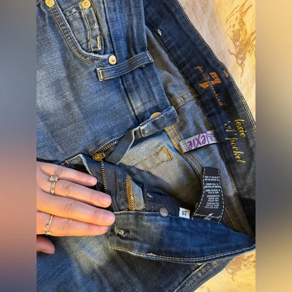 7 for all mankind jeans Lexie petite A pocket distressed as seen in pictures - Picture 3 of 3